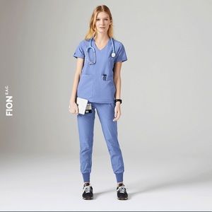 Figs Jogger Scrub Pants- Big Sky, Small